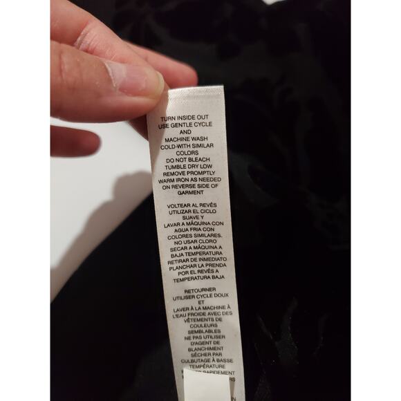 Chico's Juliet Black Velvet Floral Flocked Ankle Pants Womens 4 S Ultimate Fit - Picture 10 of 12